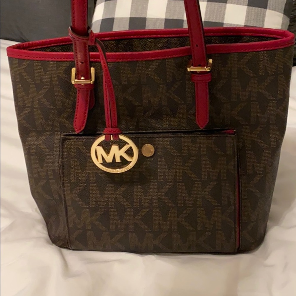 Michael kors purse